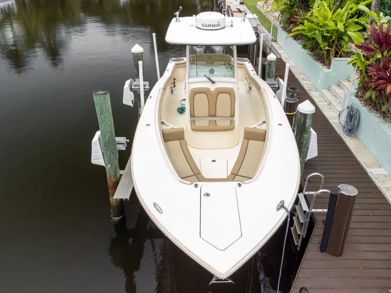 Slide: The Image of Scout 275 LXF 2015 - 11