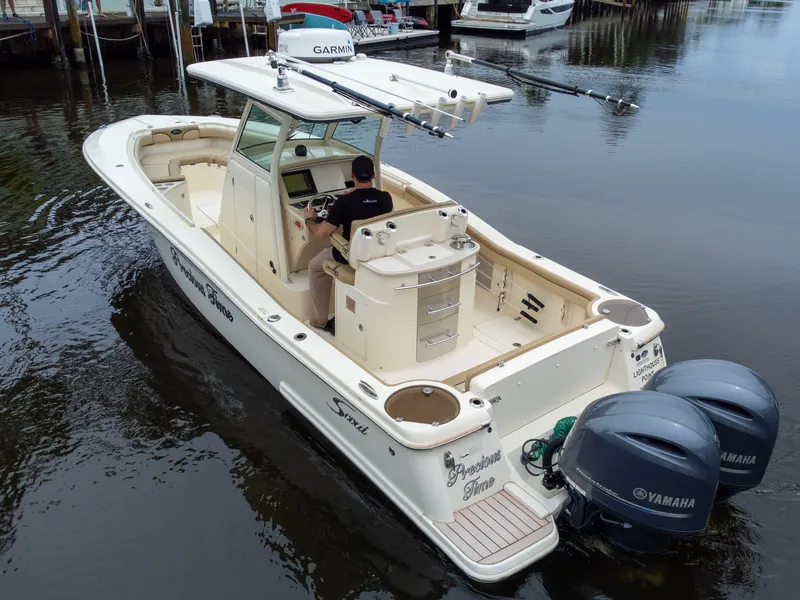 Slide: The Image of Scout 275 LXF 2015 - 19