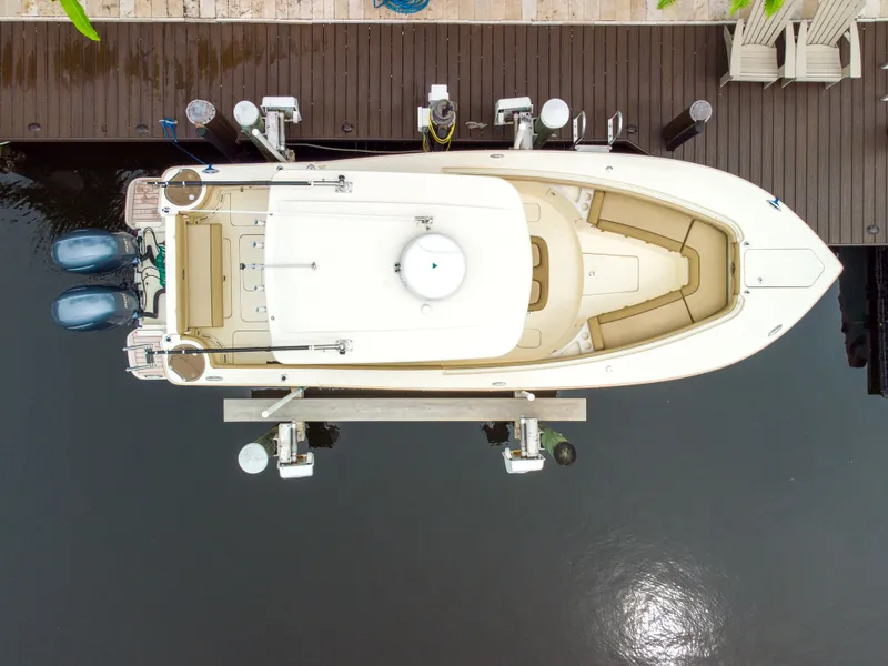 Slide: The Image of Scout 275 LXF 2015 - 2