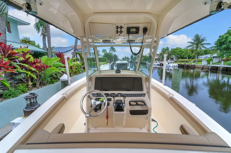 Slide: The Image of Scout 275 LXF 2015 - 36