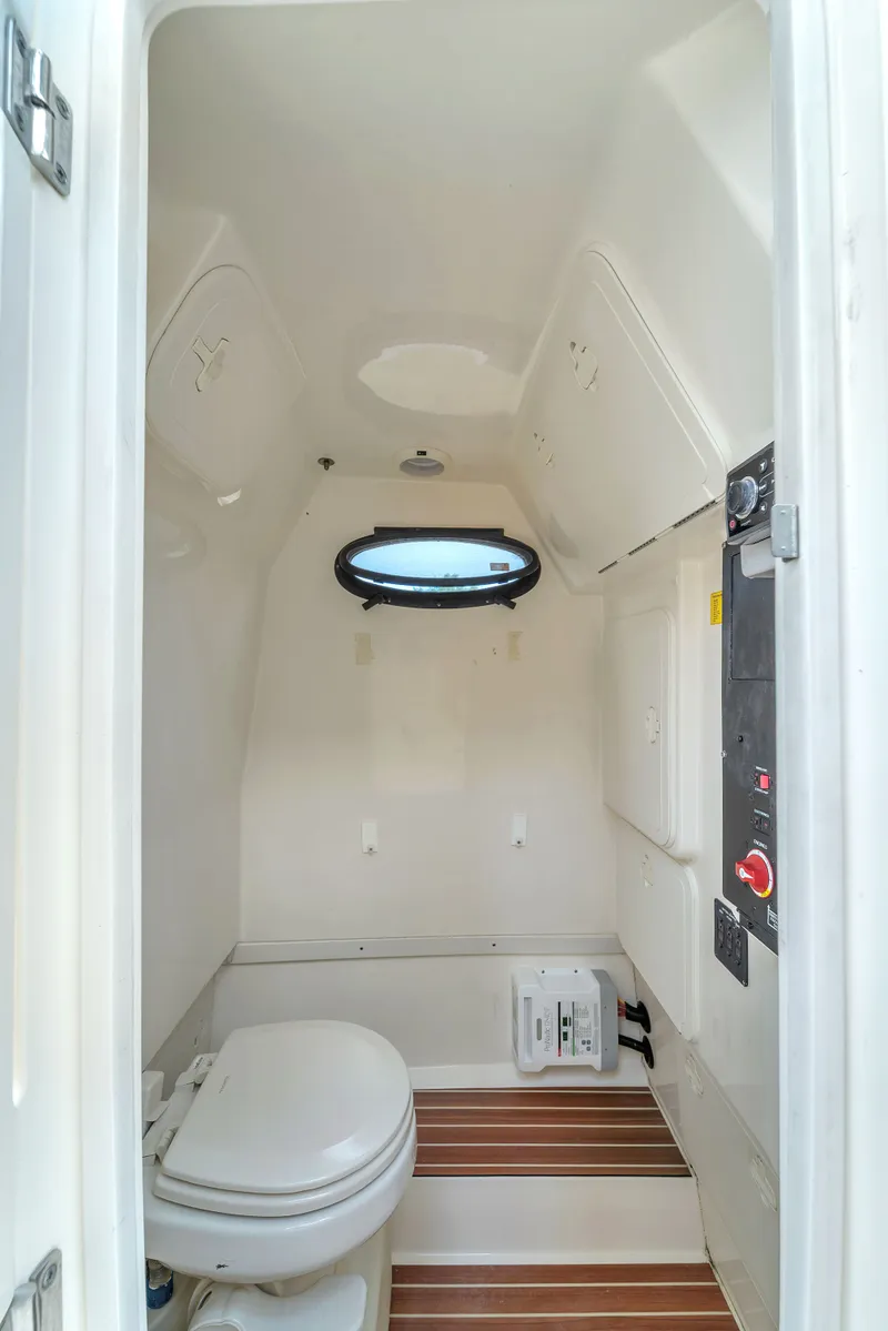 Slide: The Image of Scout 275 LXF 2015 - 48