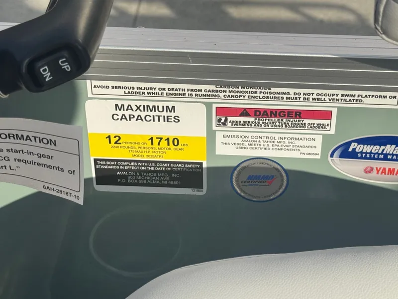 Slide: The Image of Avalon Venture 85 Quad Fish - 21' 2026 - 29