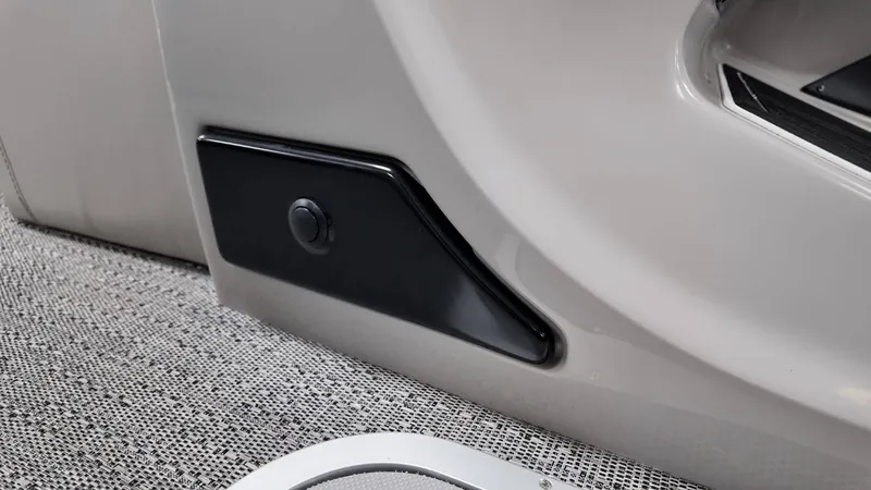 Slide: The Image of Close-up of Barletta Corsa 23UC 2026 interior detail. - 37