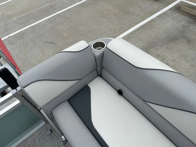 Slide: The Image of Avalon VNT VRB21 2026 - 14