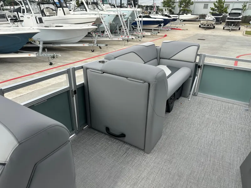 Slide: The Image of Avalon VNT VRB21 2026 - 25