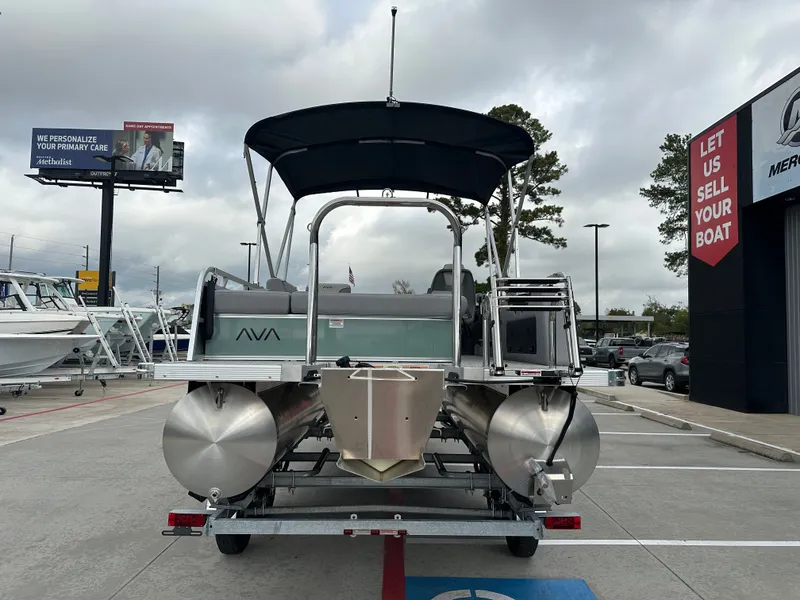 Slide: The Image of Avalon VNT VRB21 2026 - 9