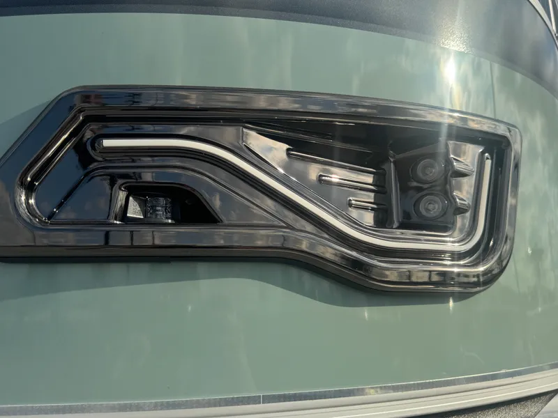 Slide: The Image of Avalon Venture 85 Quad Fish - 21' 2026 - 11