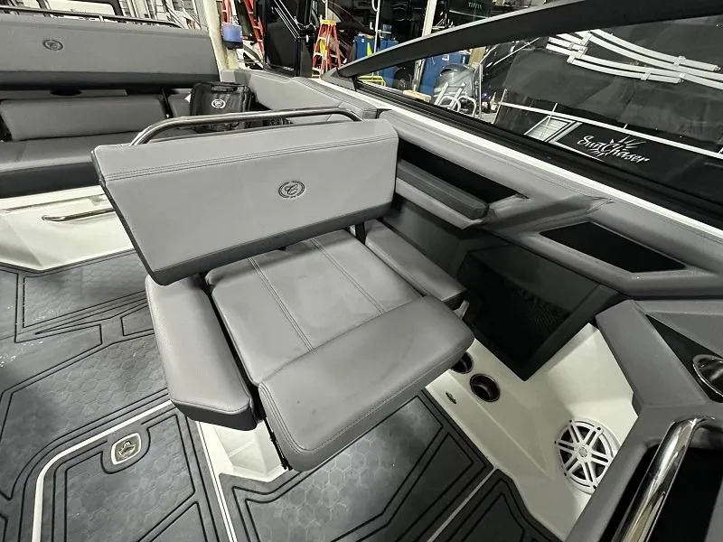 Slide: The Image of R Series R4 2026 - 10