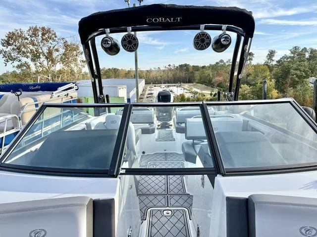 Slide: The Image of Cobalt R6 2022 - 21