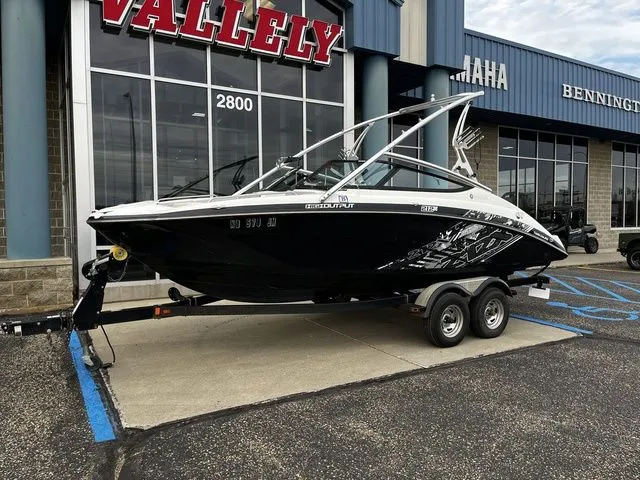 Slide: The Image of Yamaha 212X 2012 - 3