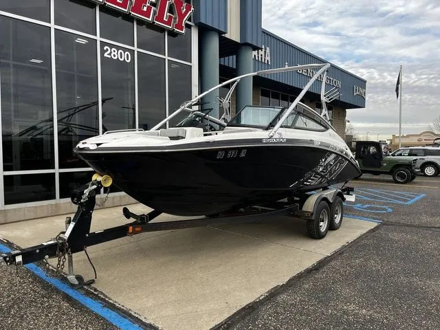 Slide: The Image of Yamaha 212X 2012 - 4