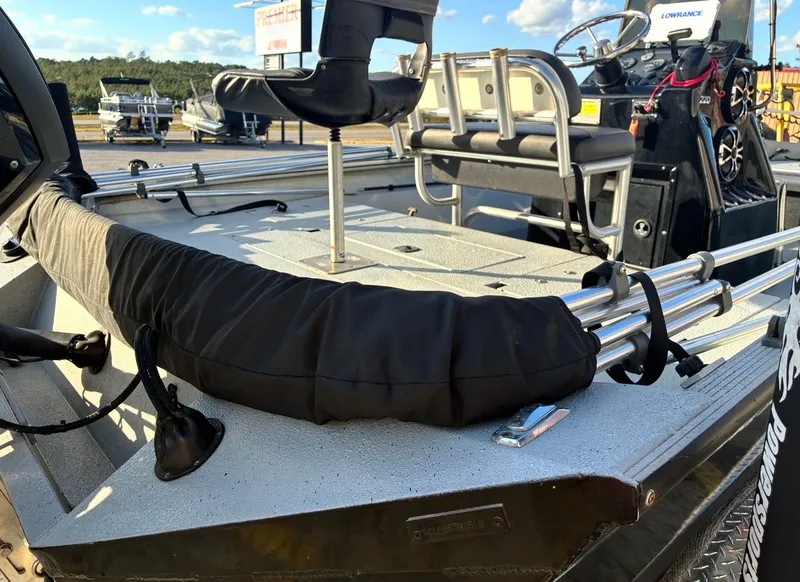 Slide: The Image of Excel 220 Bay Pro 2019 - 11