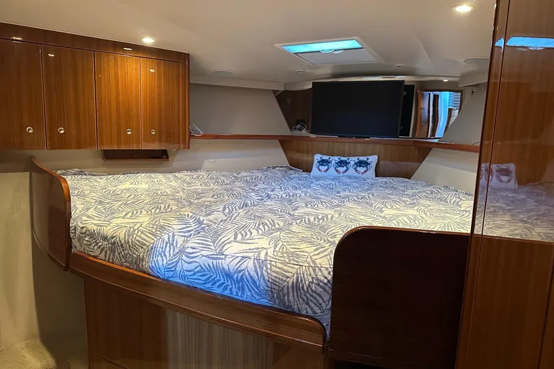 Slide: The Image of Viking 45 CAPT BAB - Cockpit - 24