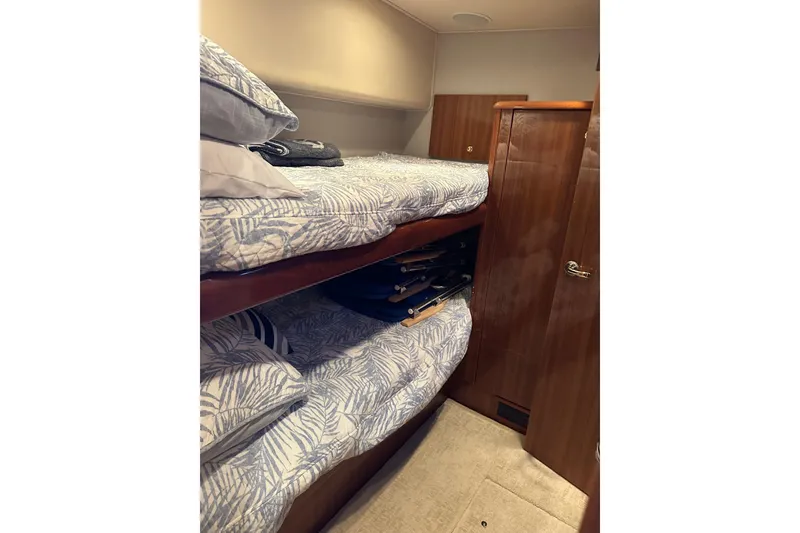 Slide: The Image of Viking 45 CAPT BAB- Guest Cabin - 68