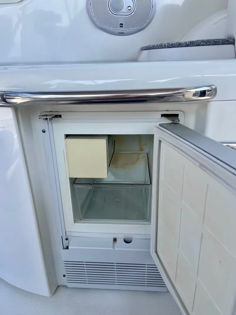 Slide: The Image of Formula 34 Performance Cruiser 2006 - 17