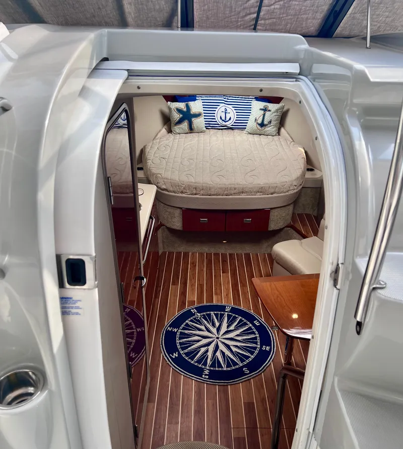 Slide: The Image of Formula 34 Performance Cruiser 2006 - 25