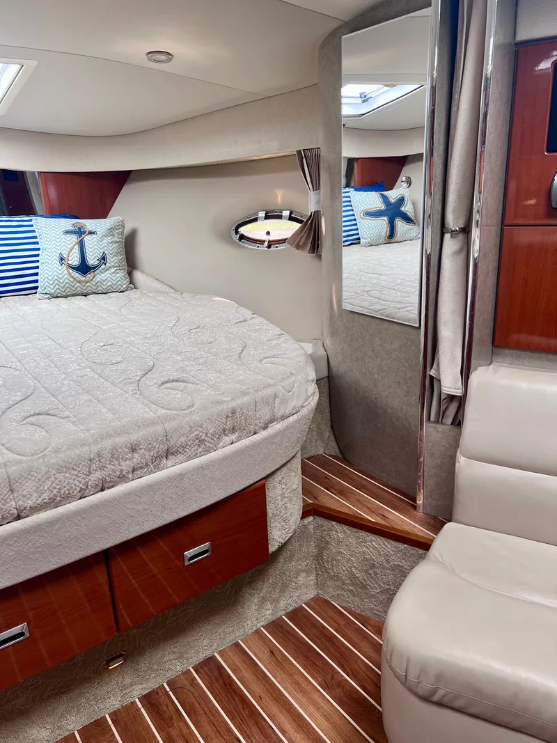 Slide: The Image of Formula 34 Performance Cruiser 2006 - 50