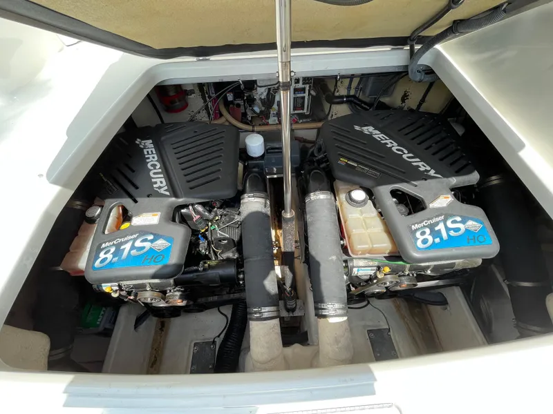 Slide: The Image of Formula 34 Performance Cruiser 2006 - 99