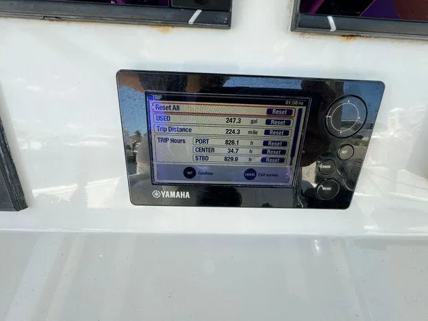 Slide: The Image of Yamaha boat display showing trip data on 2015 Invincible 39 Open Fisherman. - 10