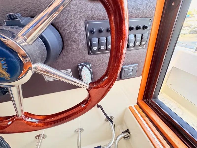 Slide: The Image of Ranger Tug 31 Command Bridge 2022 - 24