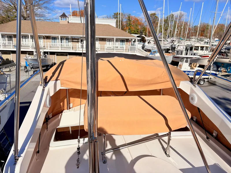 Slide: The Image of Ranger Tug 31 Command Bridge 2022 - 36