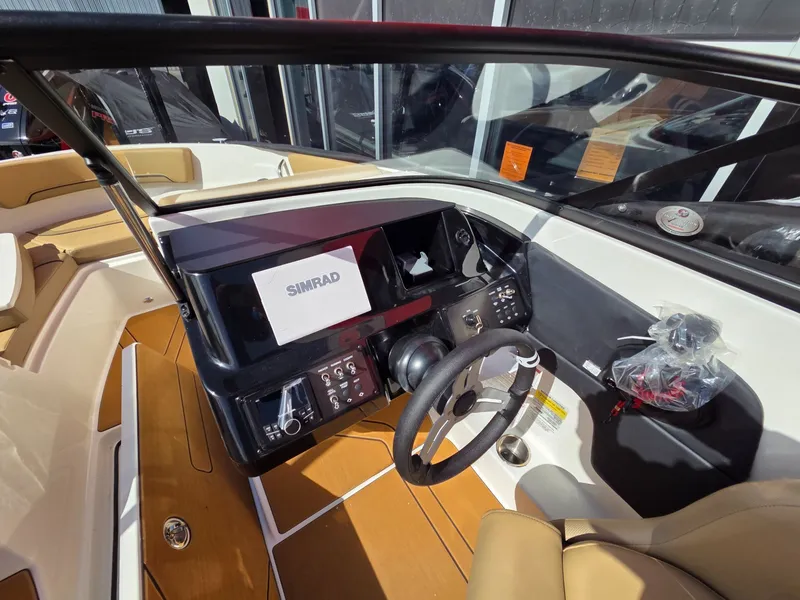 Slide: The Image of Bayliner V20 2026 - 18