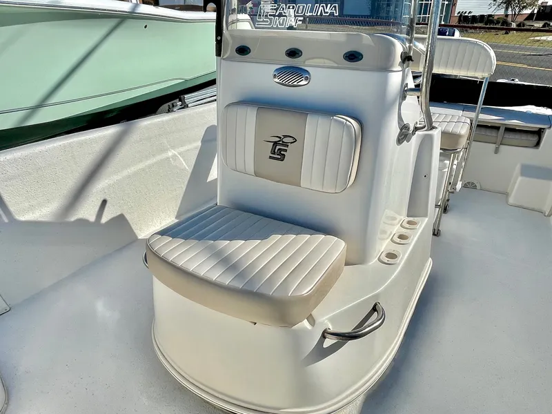 Slide: The Image of Carolina 178 DLV 2015 - 17