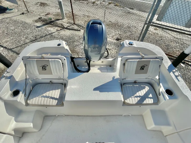 Slide: The Image of Carolina 178 DLV 2015 - 26