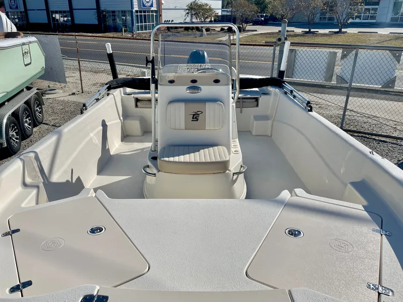 Slide: The Image of Carolina 178 DLV 2015 - 3