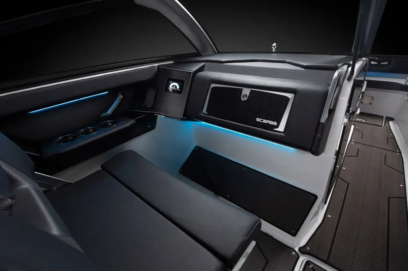 Slide: The Image of Scarab 285 LX Wake 2025 - 11