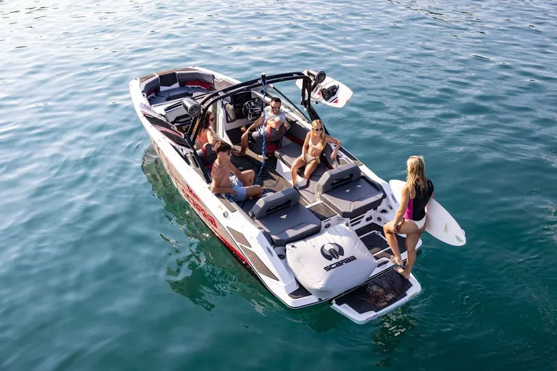 Slide: The Image of Scarab 235 LX Wake 2025 - 12