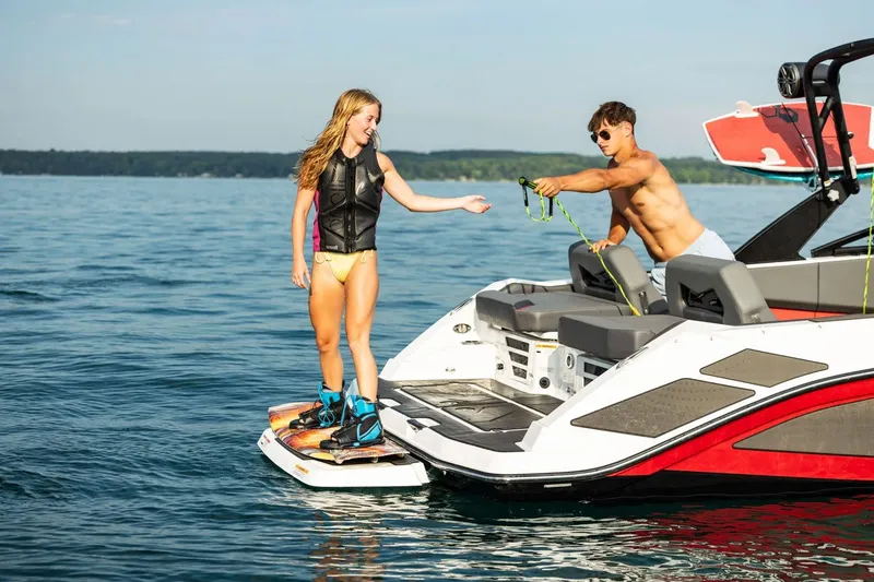 Slide: The Image of Scarab 235 LX Wake 2025 - 8