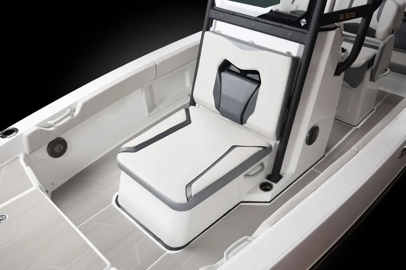 Slide: The Image of Scarab 235 Open SE 2025 - 11