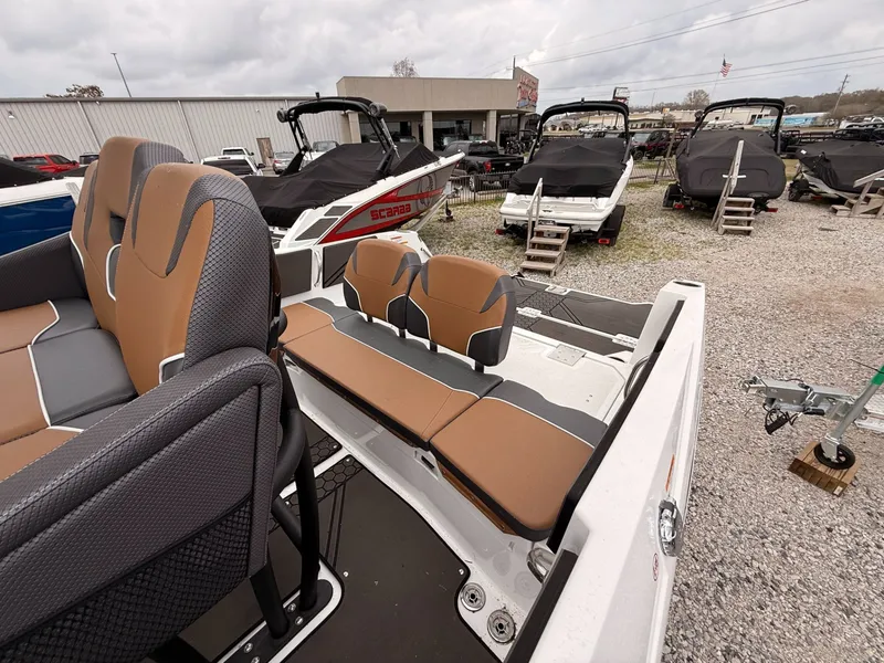 Slide: The Image of Scarab 255 Open LX 2026 - 20