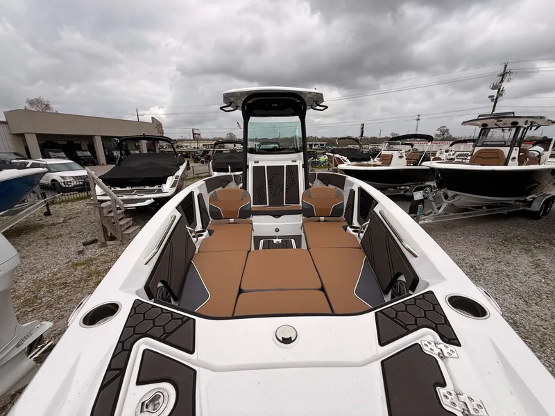 Slide: The Image of Scarab 255 Open LX 2026 - 24