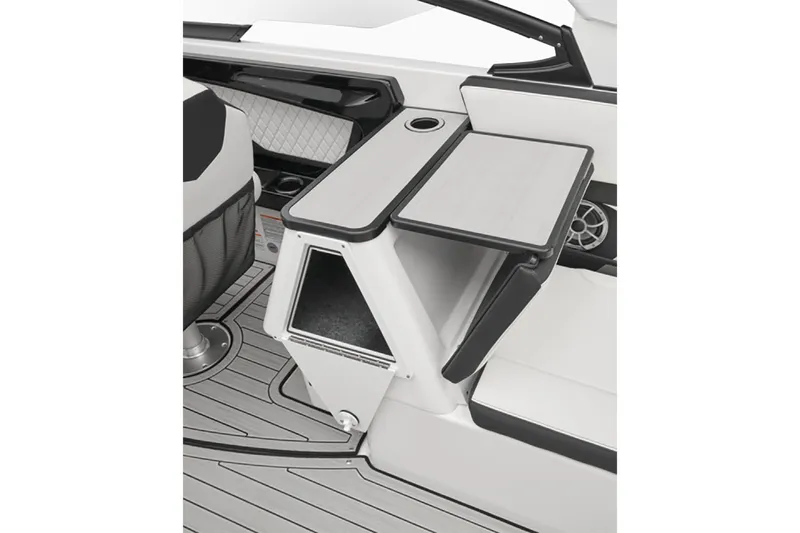 Slide: The Image of Yamaha 252S 2025 - 4