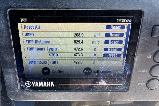 Slide: The Image of Yamaha display showing trip data for 2018 NauticStar 2602 Legacy boat. - 34