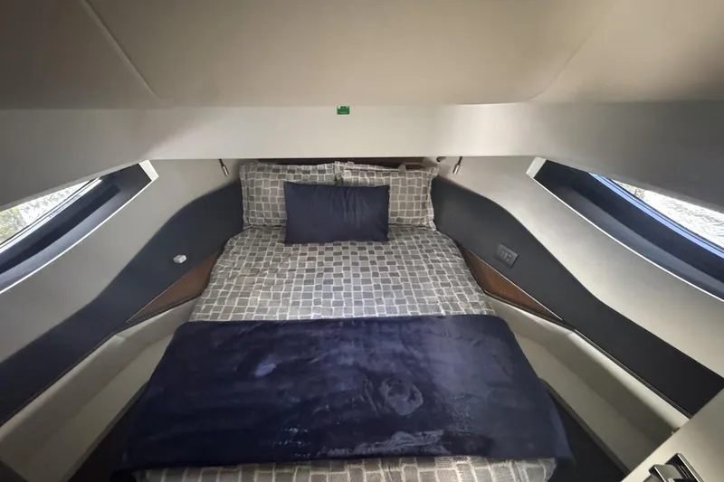Slide: The Image of Luxurious cabin interior of 2023 Azimut Verve 47 yacht with modern bedding. - 88