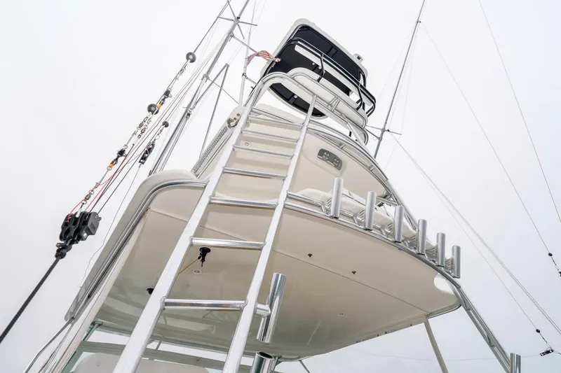 Slide: The Image of 2008 Cabo Yachts 38 EXPRESS tower and rigging, showcasing sleek design and functionality. - 31