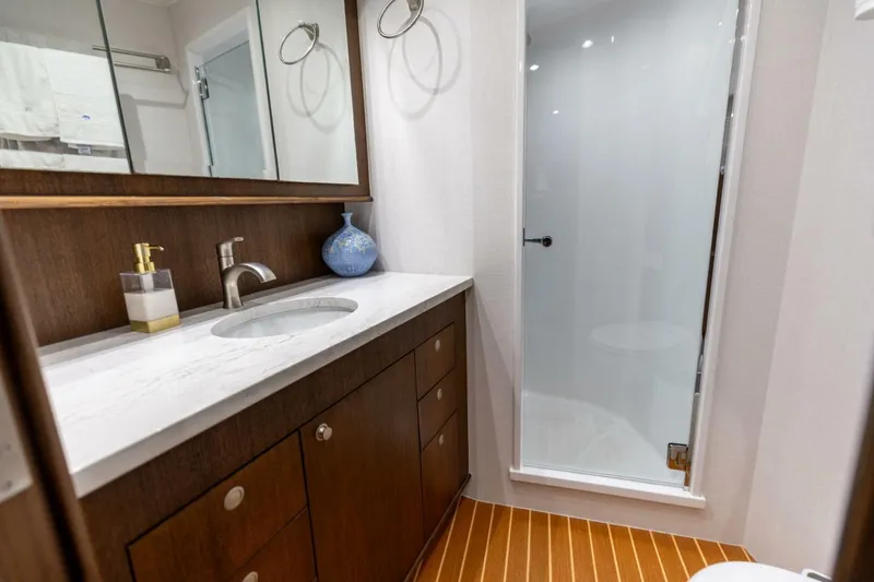 Slide: The Image of 2000 Sunny Briggs 64 Convertible-Buggy Washer - 17