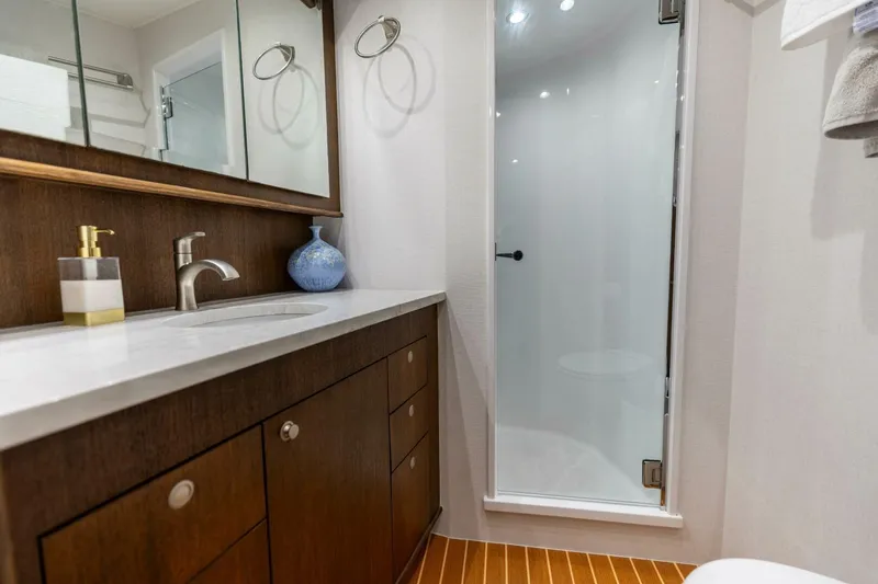 Slide: The Image of 2000 Sunny Briggs 64 Convertible-Buggy Washer - 18