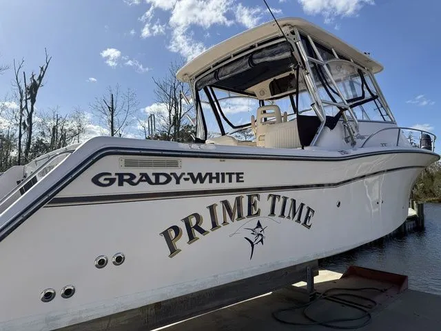 Slide: The Image of Grady-White Express 330 2006 - 4