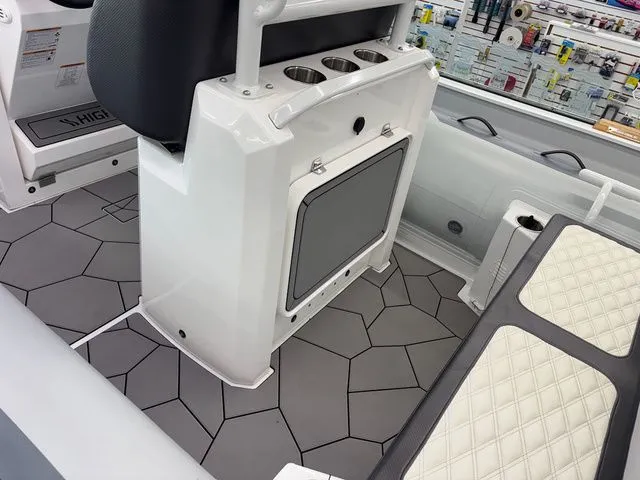 Slide: The Image of Highfield Sport 660 2025 - 10