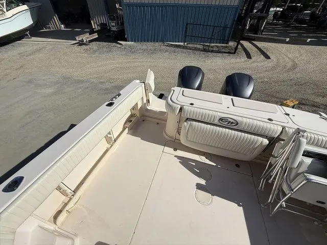 Slide: The Image of Grady-White Express 330 2006 - 15