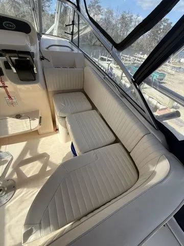 Slide: The Image of Grady-White Express 330 2006 - 19