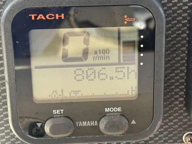 Slide: The Image of Grady-White Express 330 2006 - 24