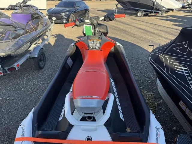 Slide: The Image of Sea-Doo Spark Trixx for 3 2024 - 6