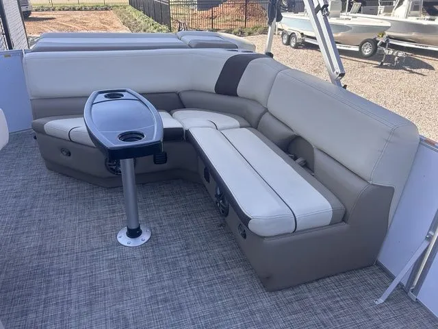 Slide: The Image of G3 Select 18C 2026 - 13