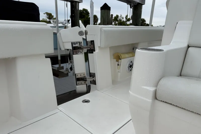 Slide: The Image of 2022 SeaVee 270Z boat interior with seating and deck details. - 15
