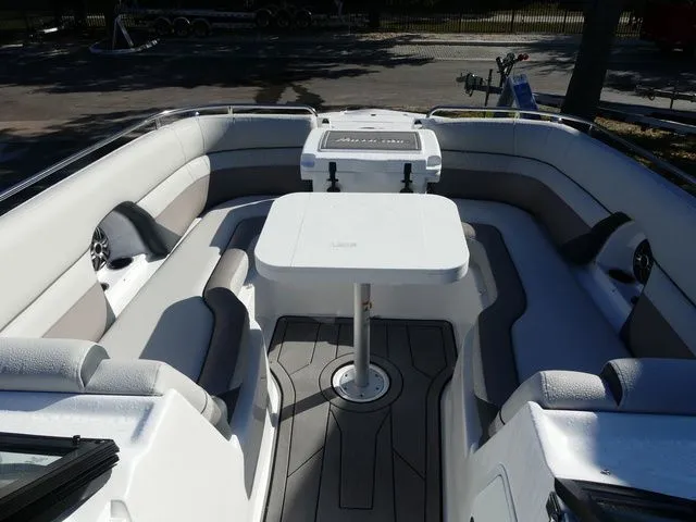 Slide: The Image of Hurricane SunDeck 2486 OB 2026 - 17